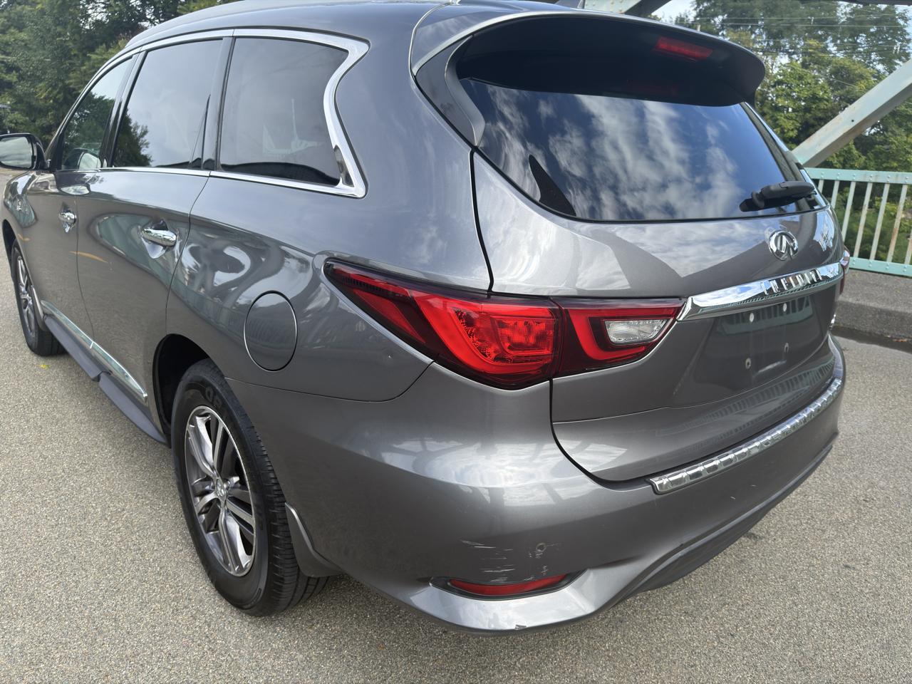 Infiniti QX60 LUXE AWD 2019