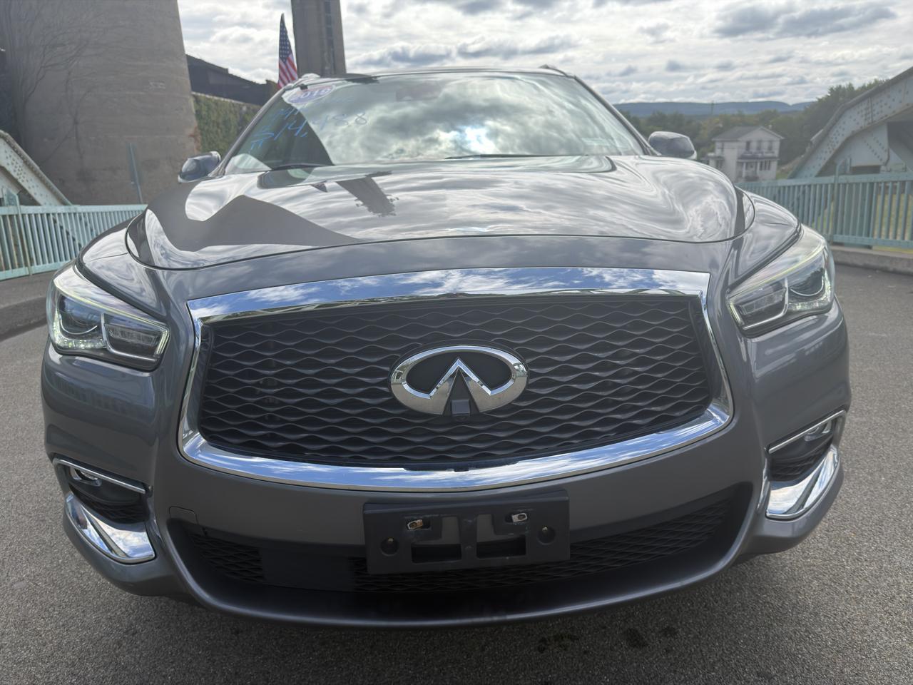 Infiniti QX60 LUXE AWD 2019