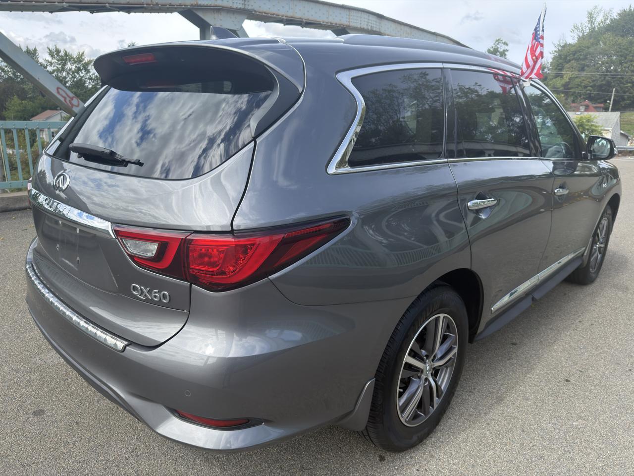 Infiniti QX60 LUXE AWD 2019