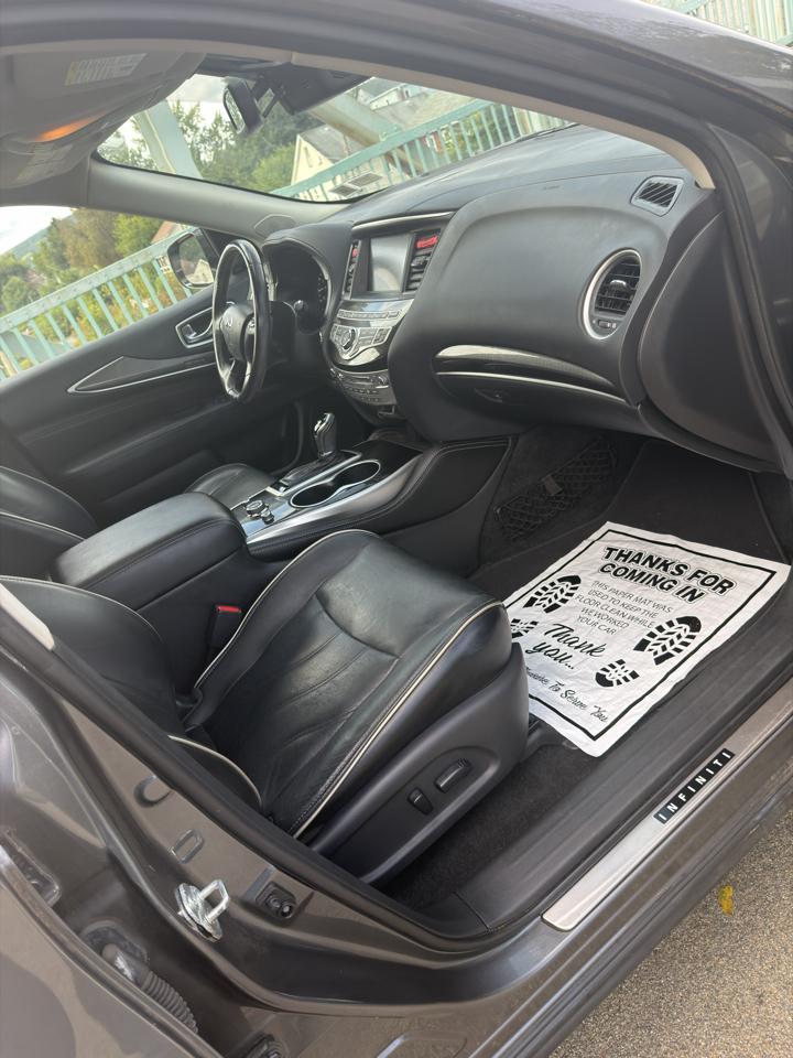 Infiniti QX60 LUXE AWD 2019