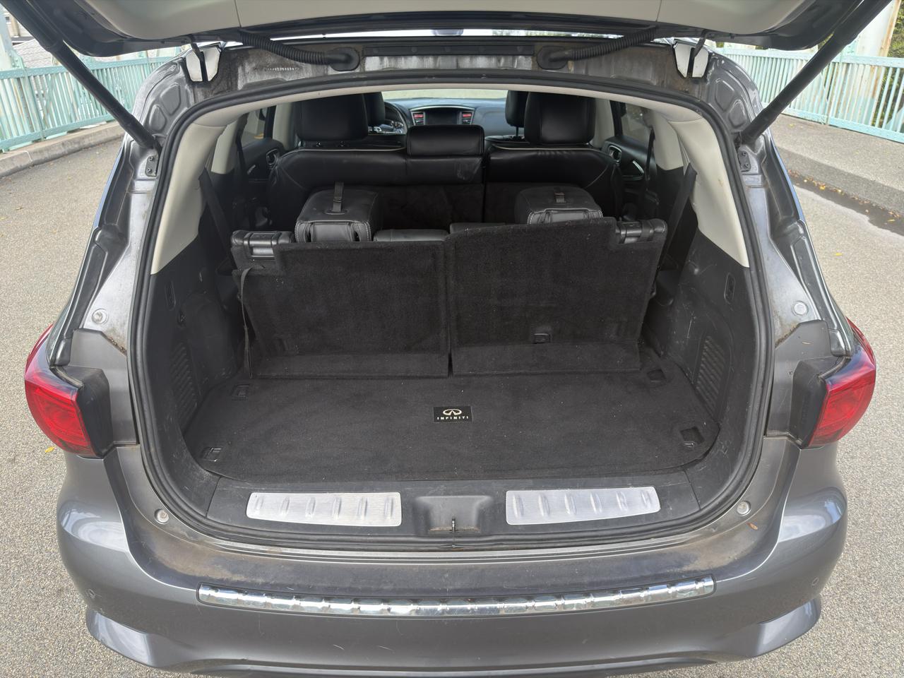 Infiniti QX60 LUXE AWD 2019