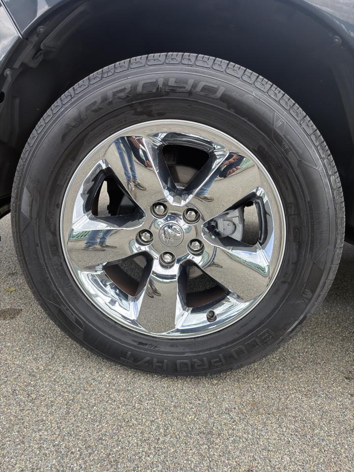 RAM 1500 Express 4x4 Quad Cab 6'4" Box 2018