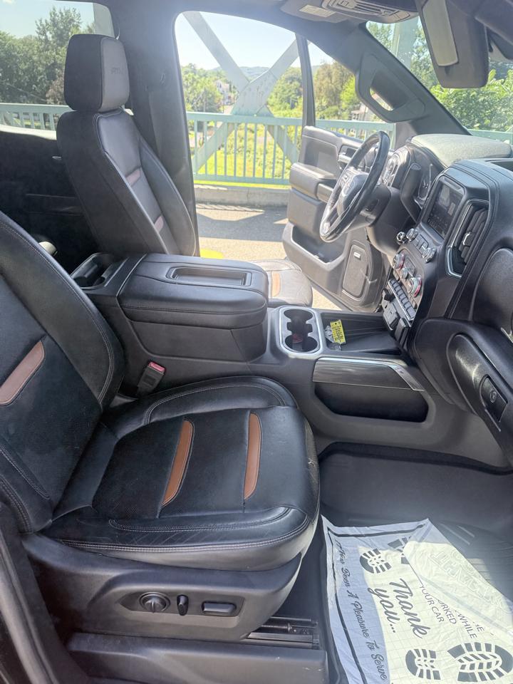 GMC Sierra 1500 4WD Crew Cab 147" AT4 2020
