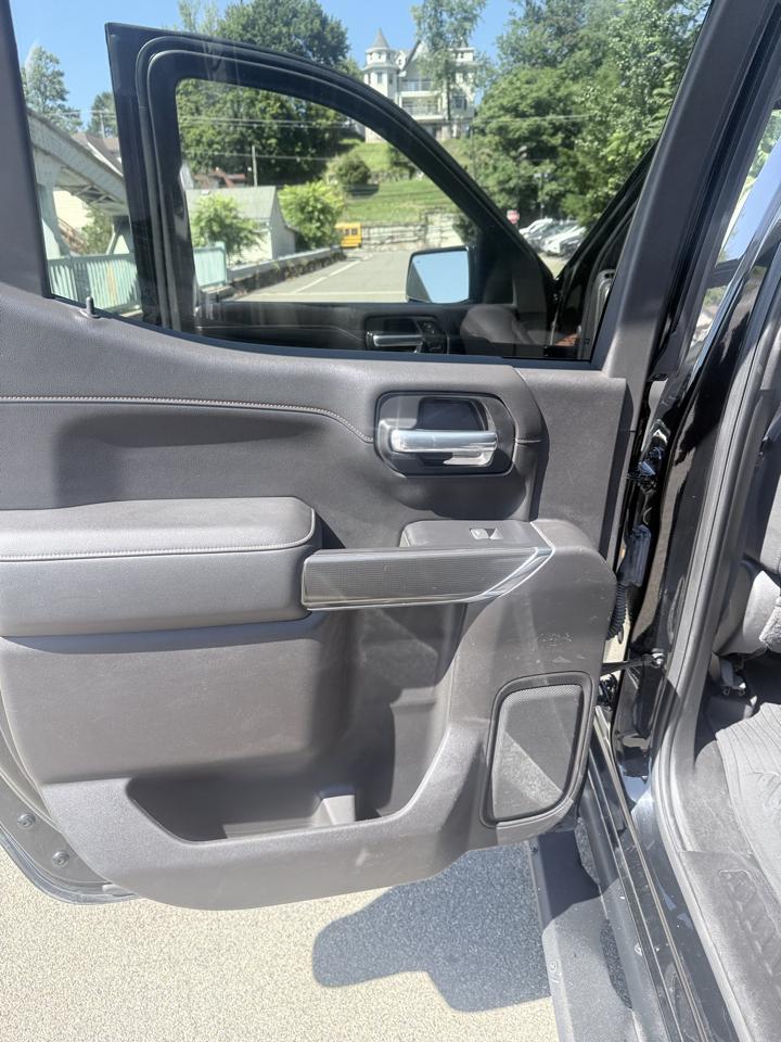 GMC Sierra 1500 4WD Crew Cab 147" AT4 2020