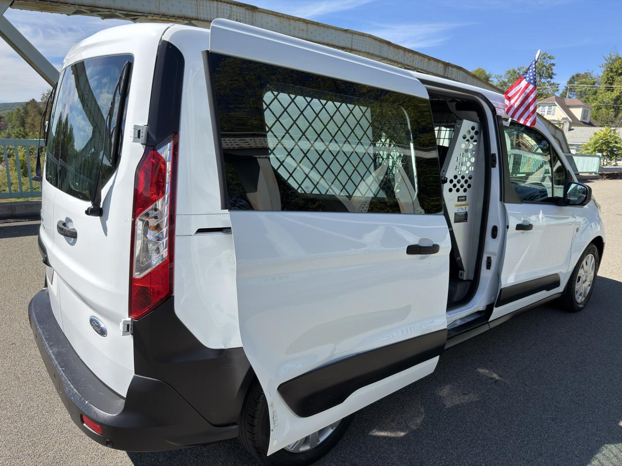 Ford Transit Connect Van XL LWB w/Rear Symmetrical Doors 2022