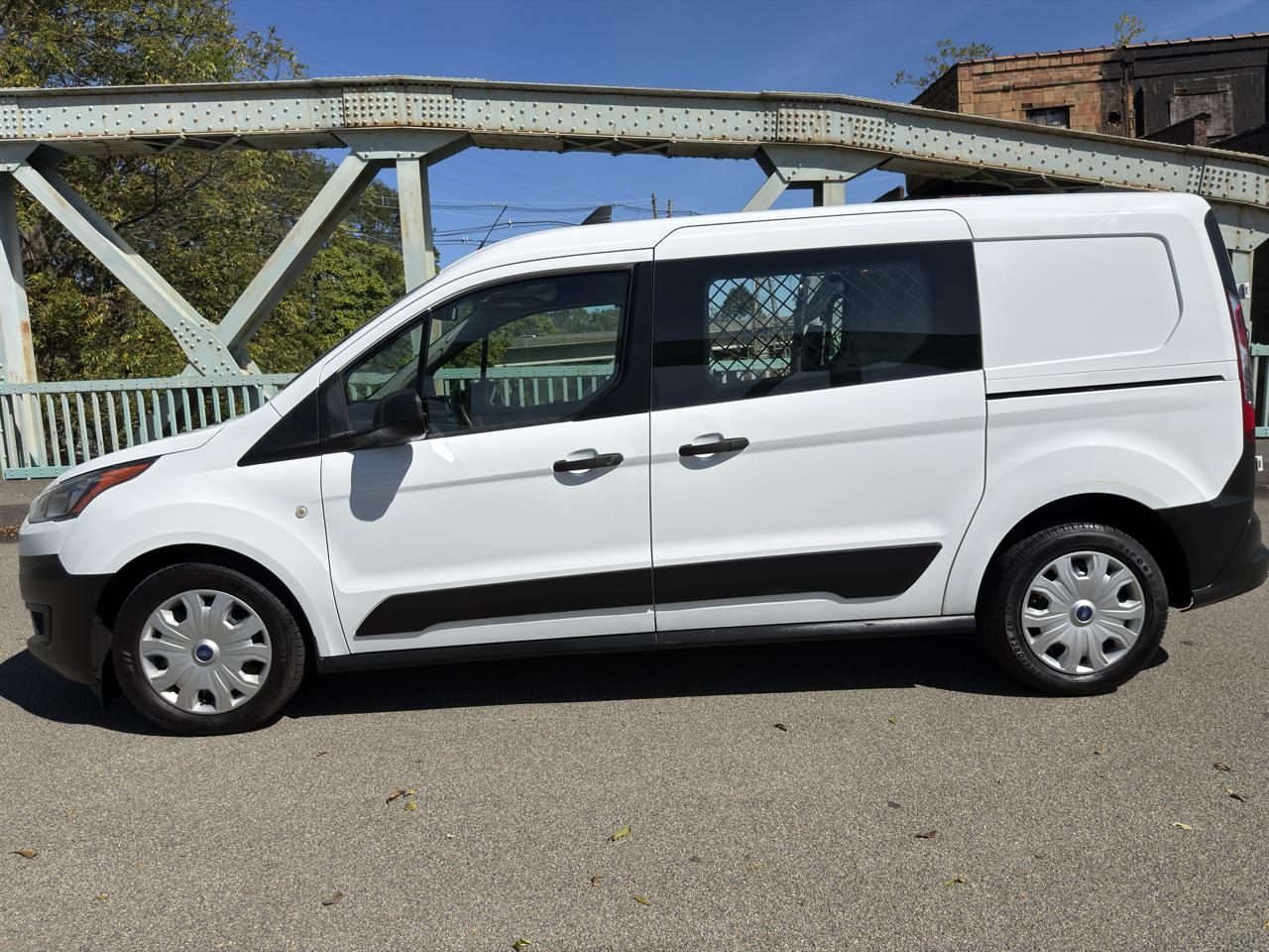 Ford Transit Connect Van XL LWB w/Rear Symmetrical Doors 2022