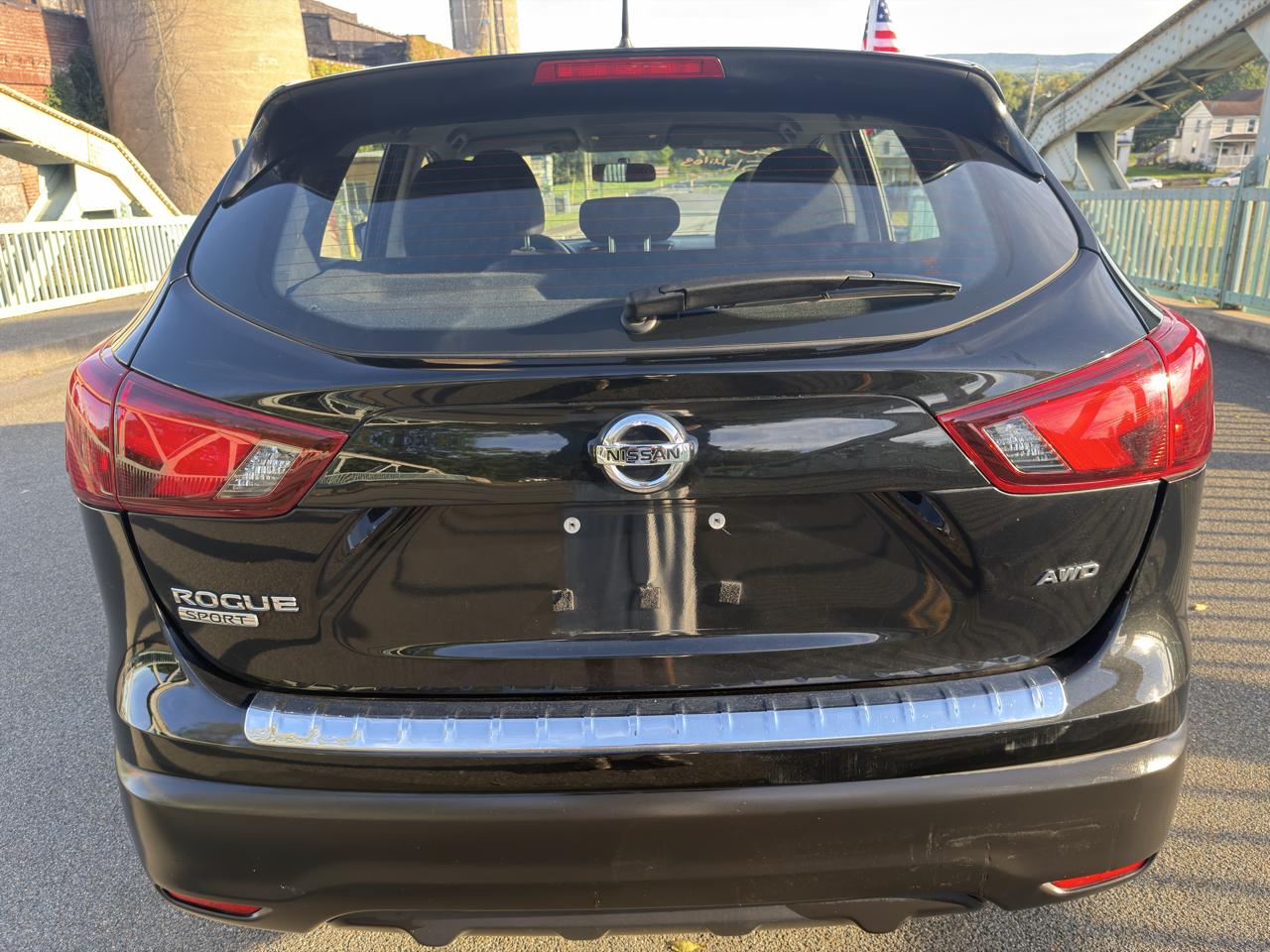 Nissan Rogue Sport AWD S 2017