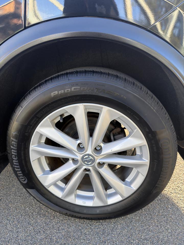 Nissan Rogue Sport AWD S 2017