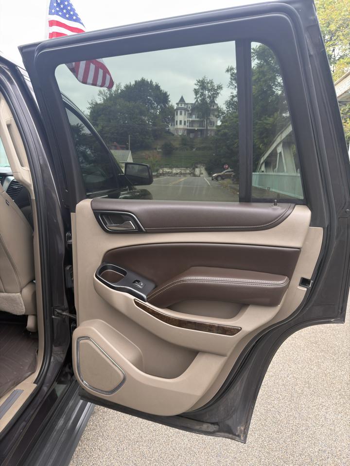 Chevrolet Tahoe 4WD 4dr LT 2016