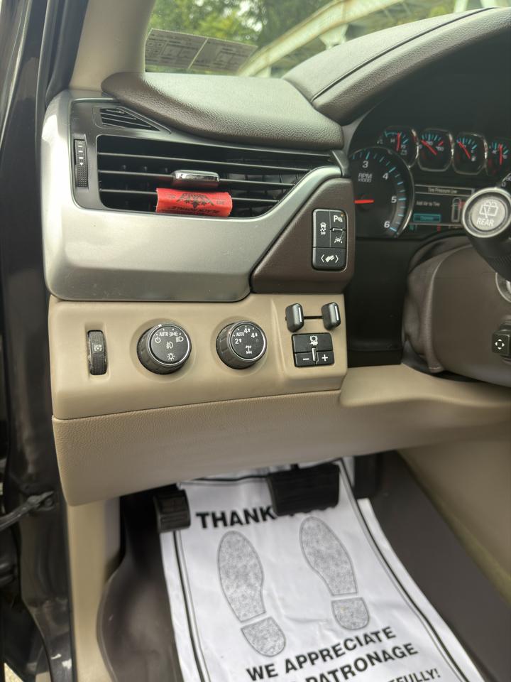Chevrolet Tahoe 4WD 4dr LT 2016