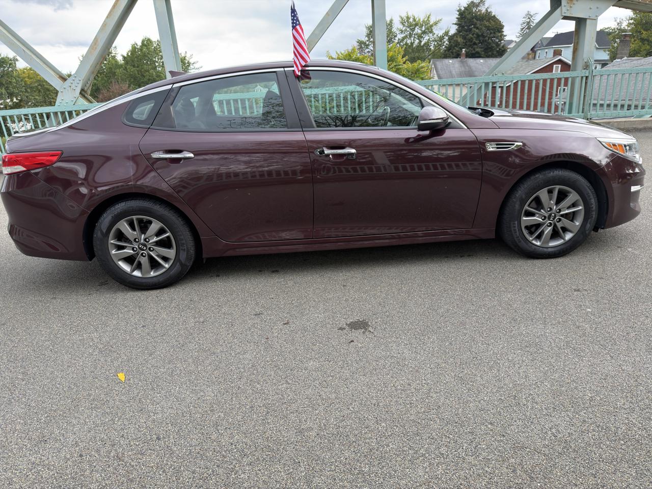 Kia Optima 4dr Sdn LX Turbo 2016