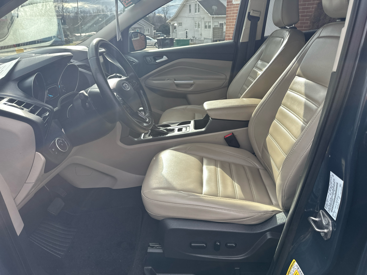 Ford Escape SEL 4WD 2019