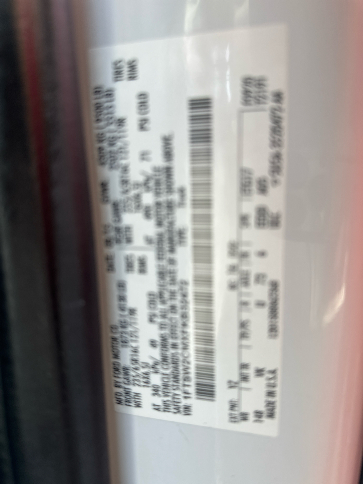 Ford Transit 350 Van Med. Roof w/Sliding Pass. 148-in. WB 2015