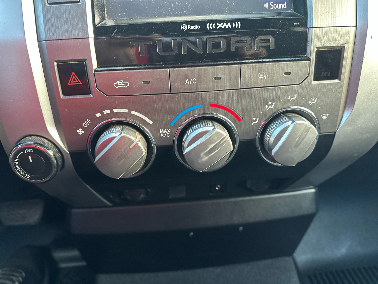 Toyota Tundra SR5 4.6L V8 Double Cab 4WD 2014