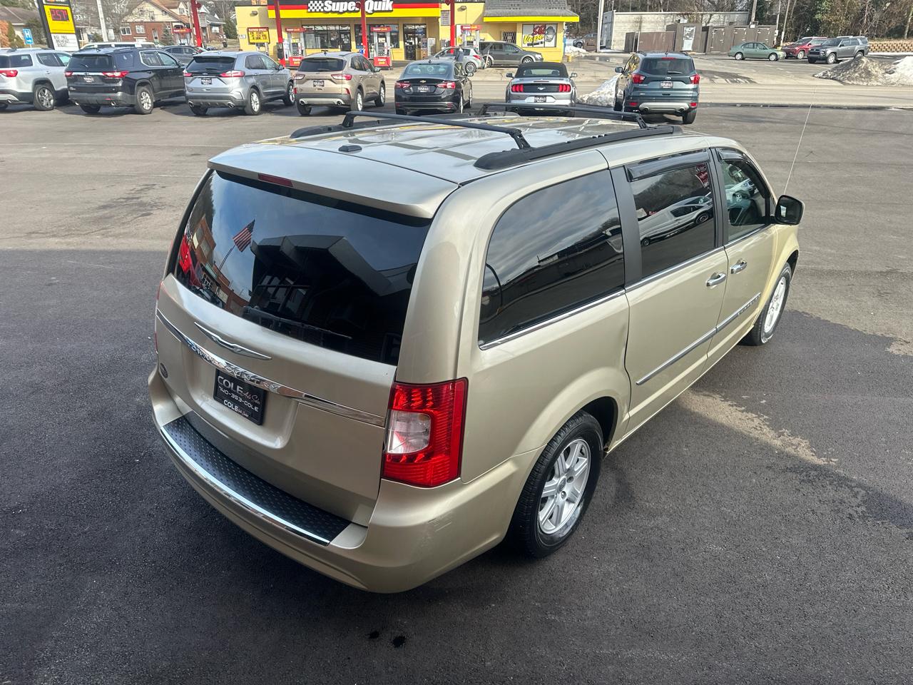 Chrysler Town & Country Touring 2011