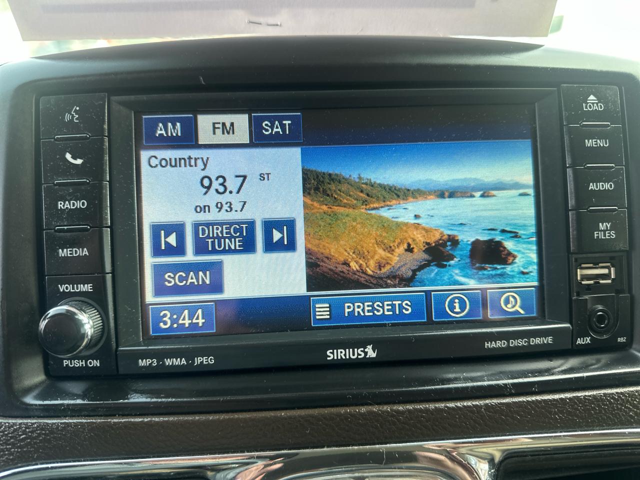 Chrysler Town & Country Touring 2011