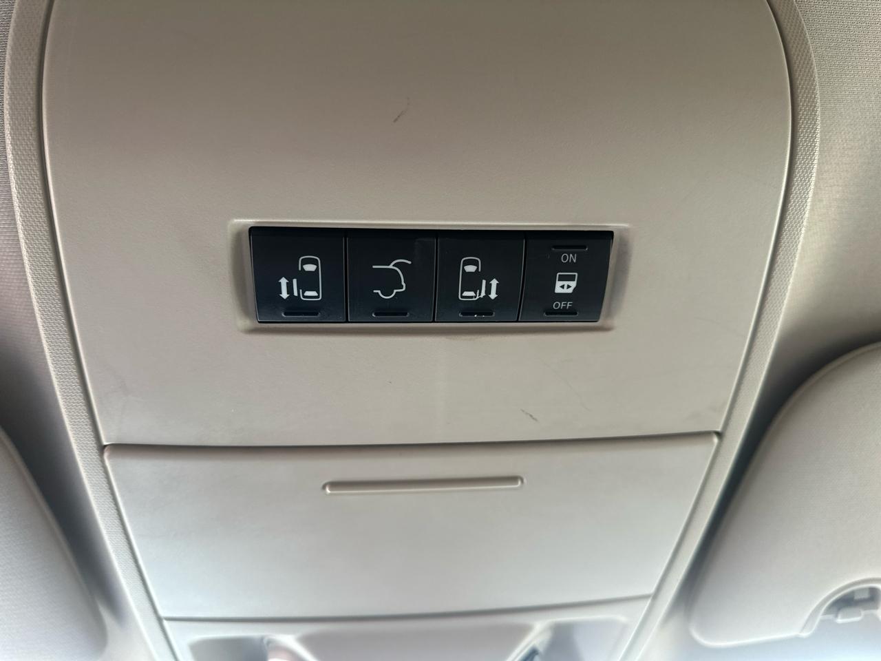 Chrysler Town & Country Touring 2011