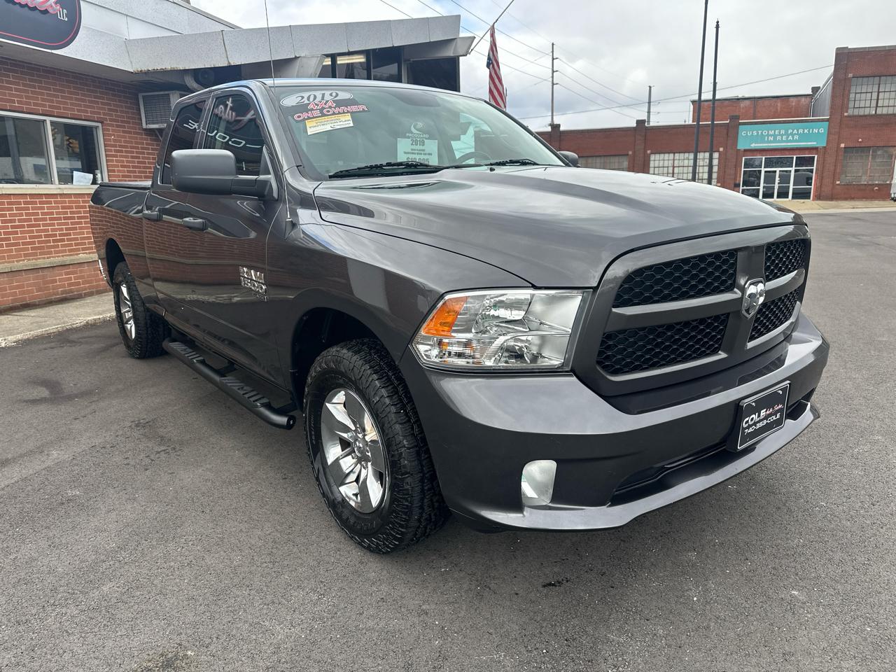 RAM 1500 Classic Tradesman Quad Cab 4WD 2019