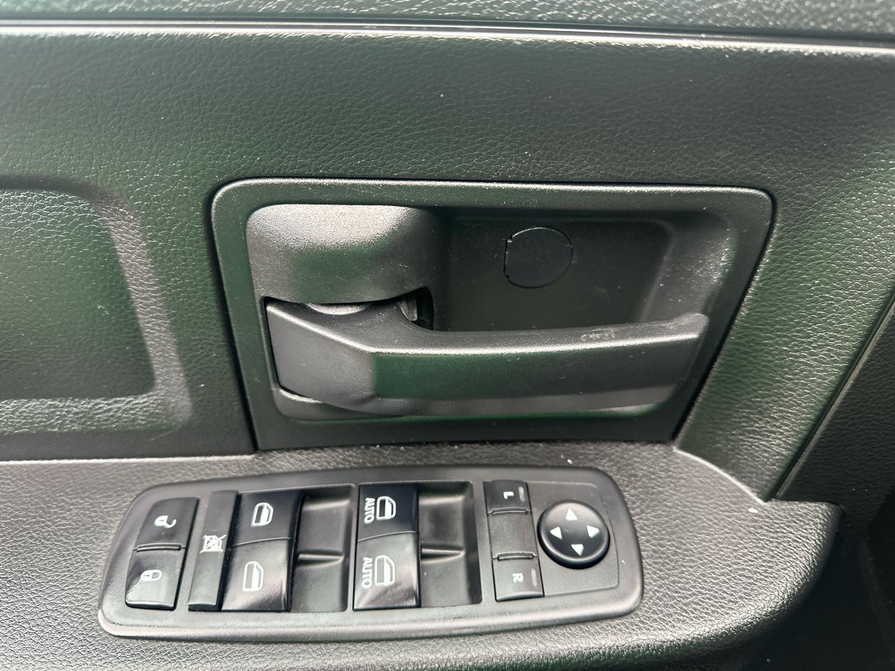 RAM 1500 Classic Tradesman Quad Cab 4WD 2019