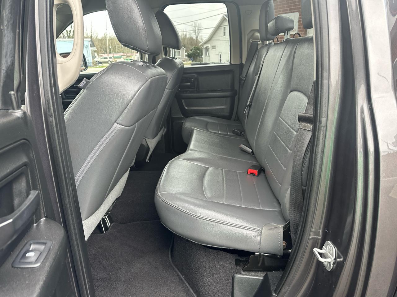 RAM 1500 Classic Tradesman Quad Cab 4WD 2019