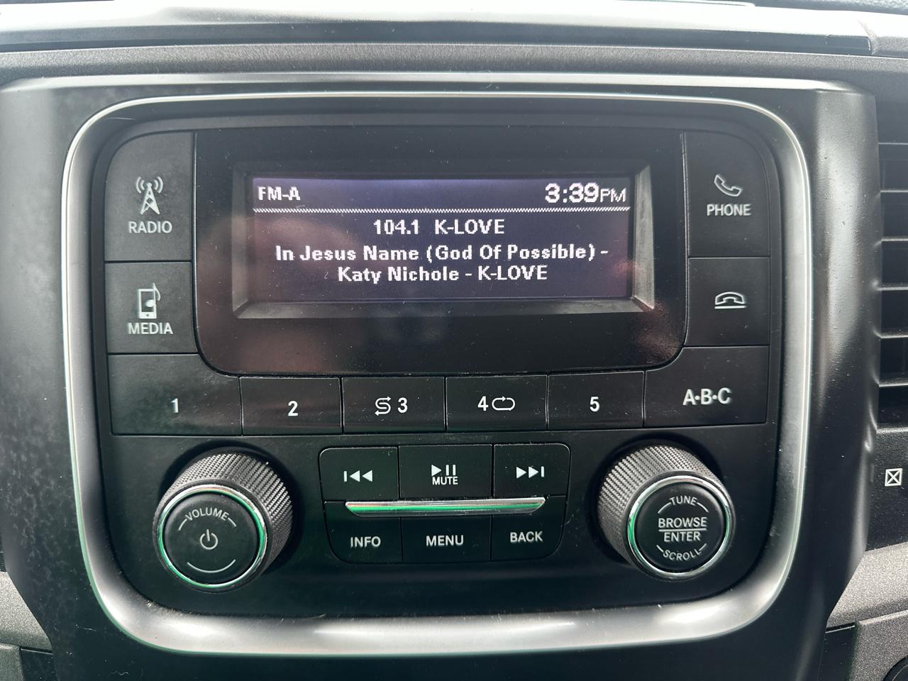 RAM 1500 Classic Tradesman Quad Cab 4WD 2019