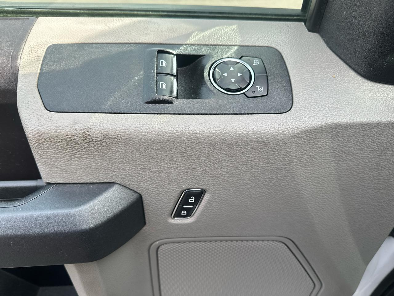 Ford F-150 4WD Reg Cab 126" XL 2019