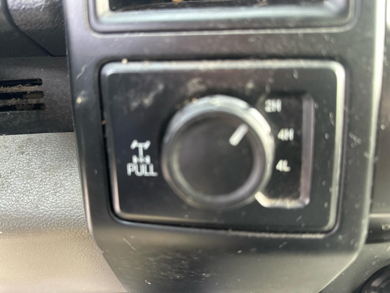 Ford F-150 4WD Reg Cab 126" XL 2019