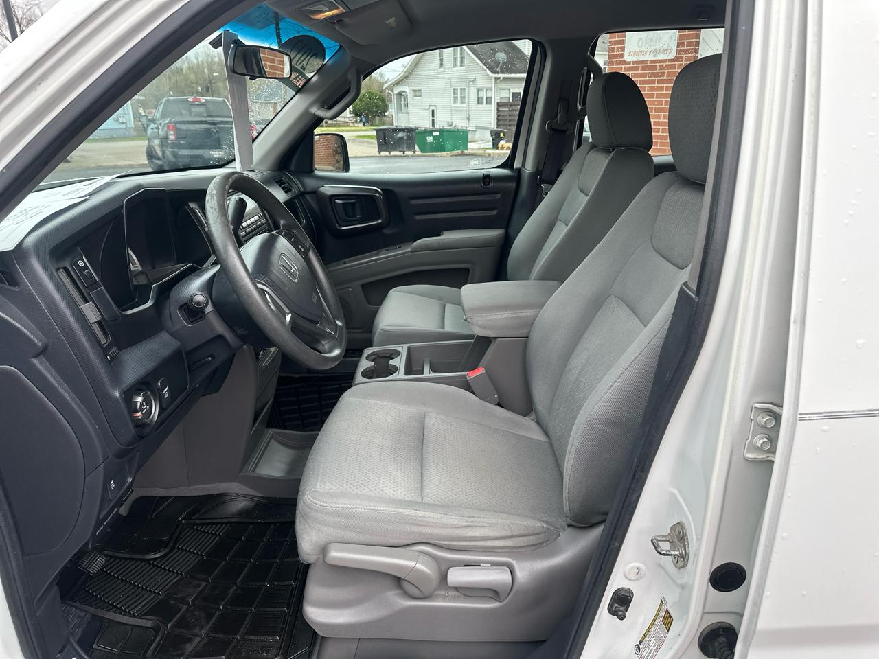 Honda Ridgeline RT 2012