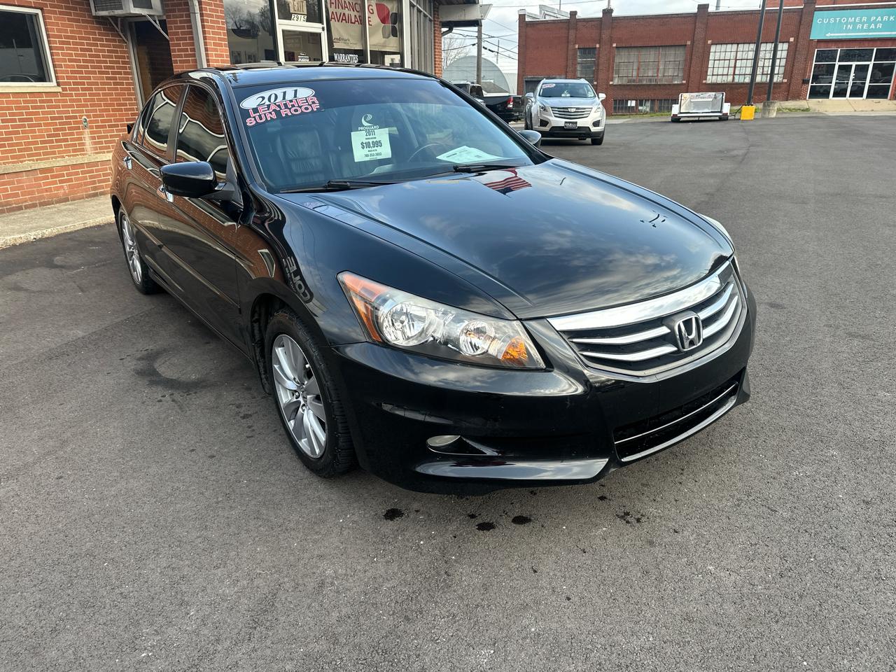 Honda Accord EX-L V-6 Sedan AT 2011