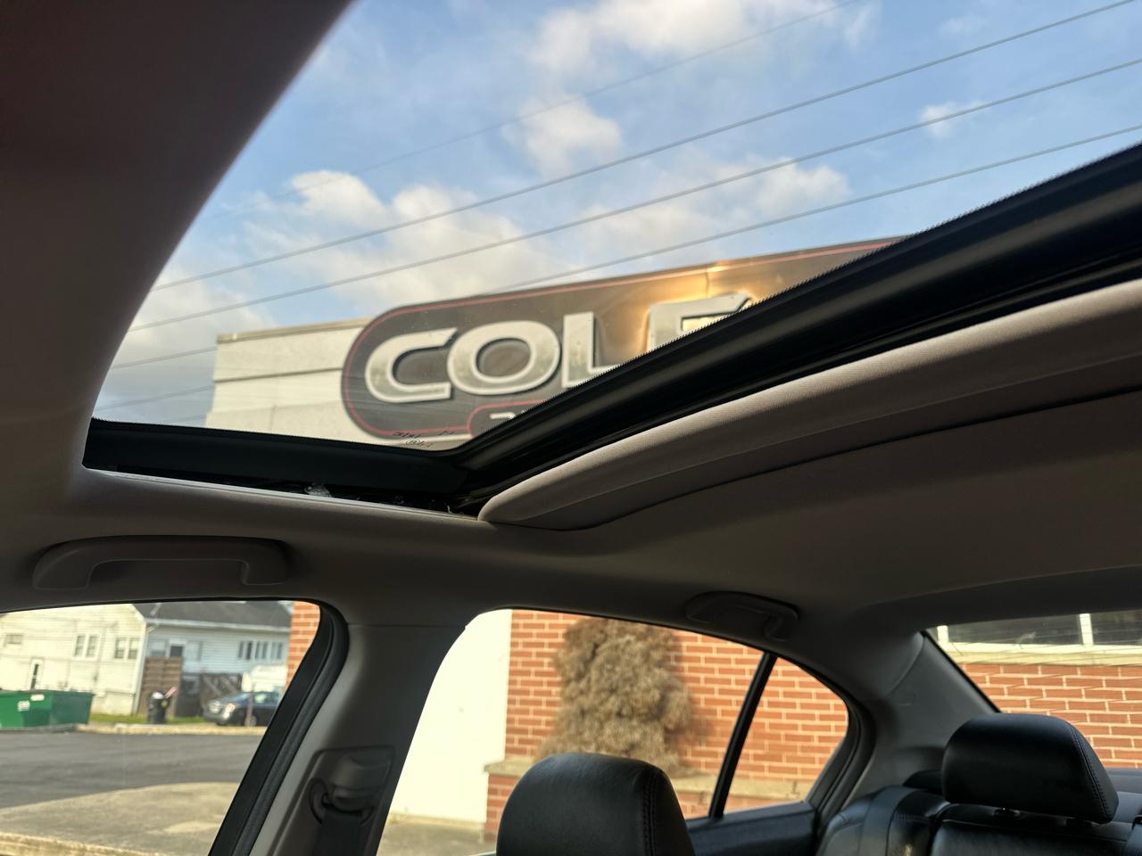 Honda Accord EX-L V-6 Sedan AT 2011