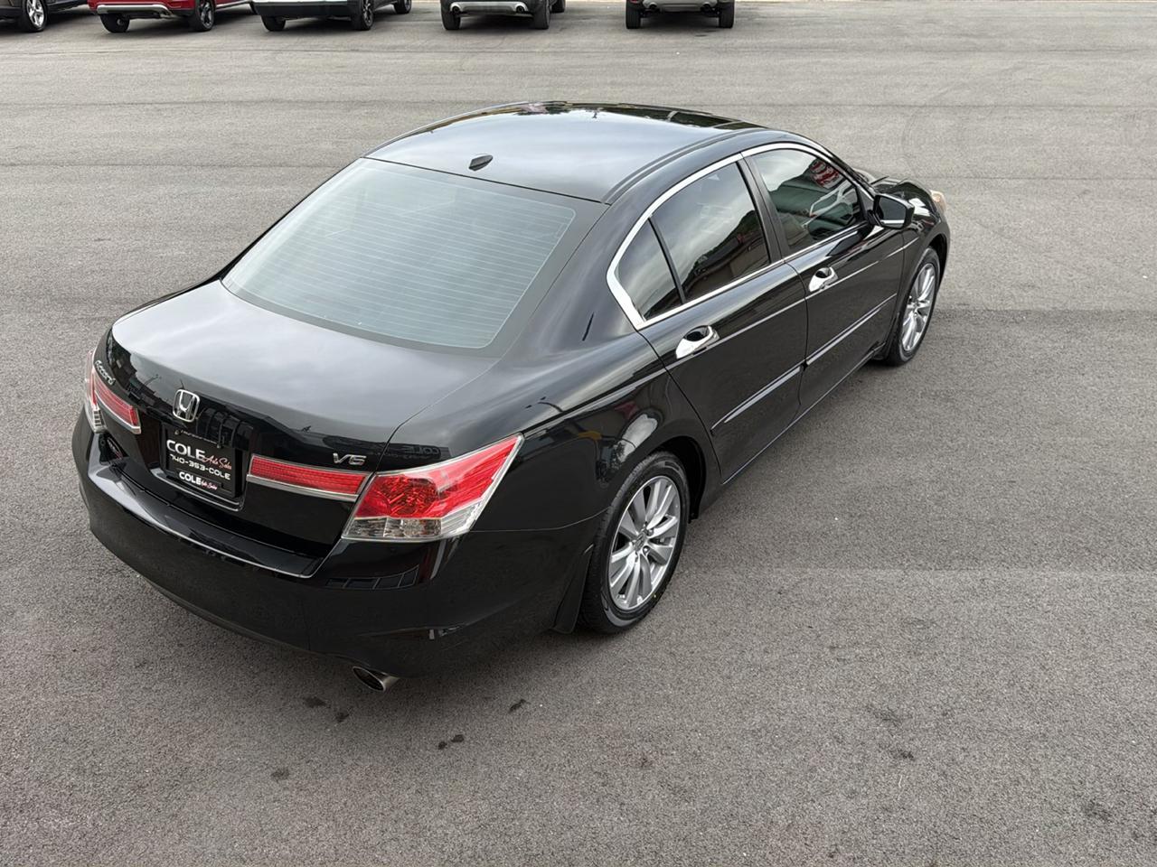 Honda Accord EX-L V-6 Sedan AT 2011