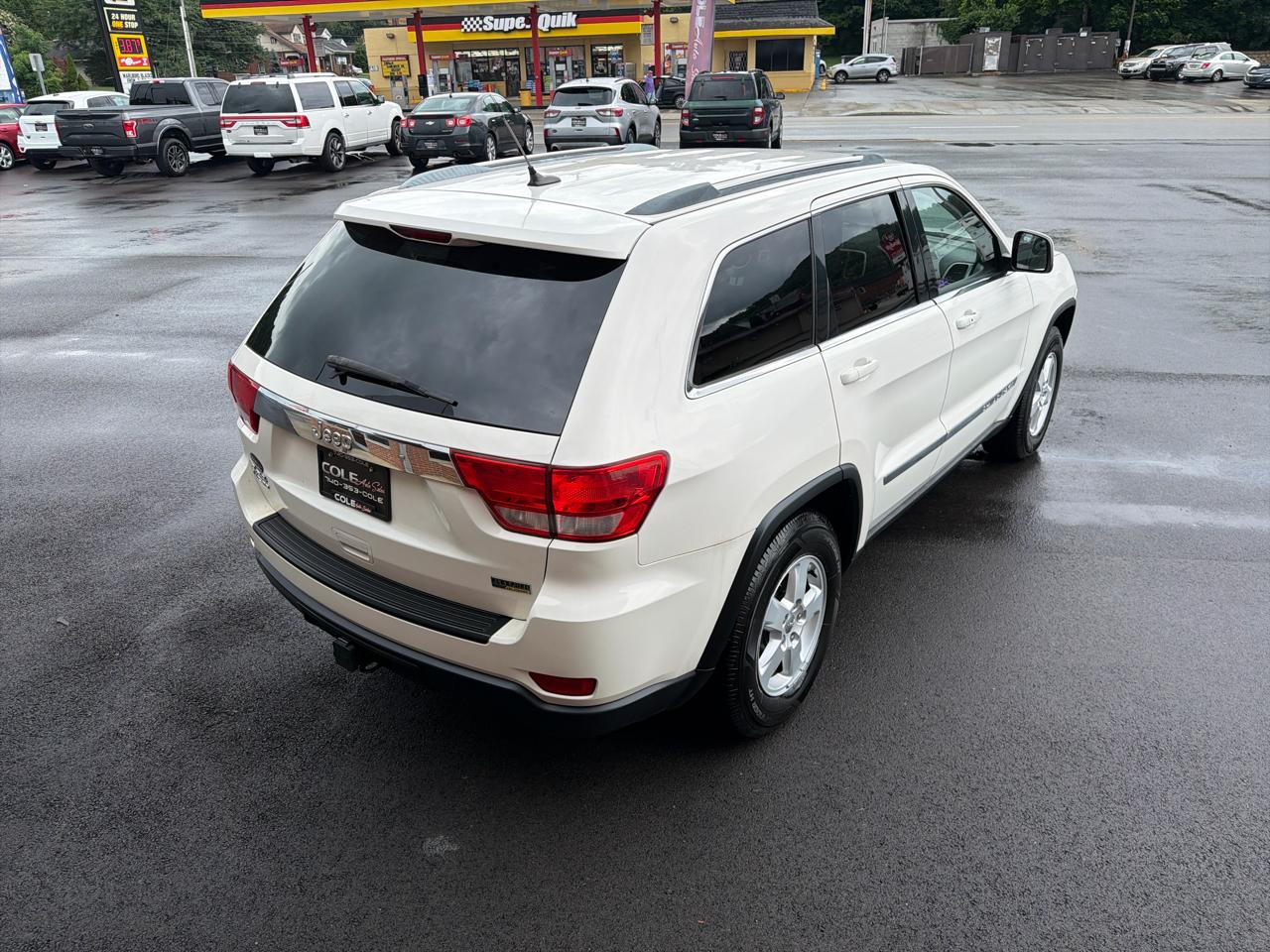 Jeep Grand Cherokee Laredo 4WD 2011