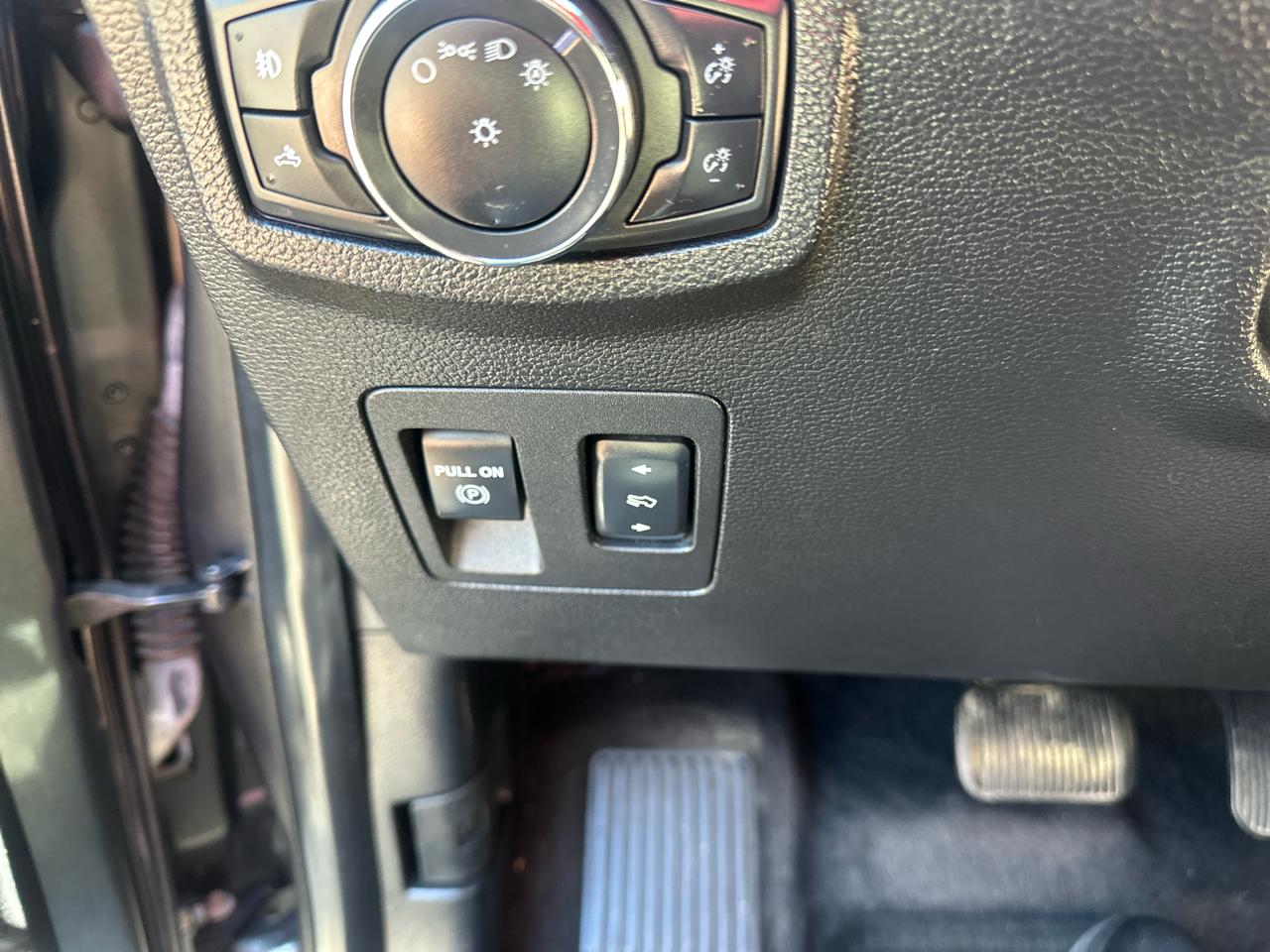 Ford F-150 FX4 SuperCab 6.5-ft. Bed 4WD 2016