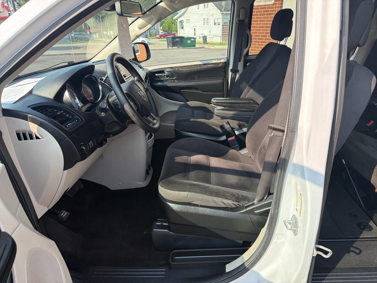 Dodge Grand Caravan SE 2019