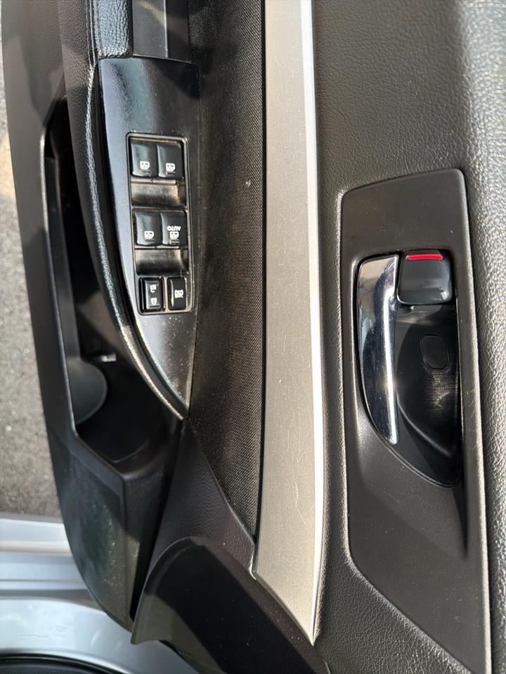 Subaru Legacy 2.5i 2013