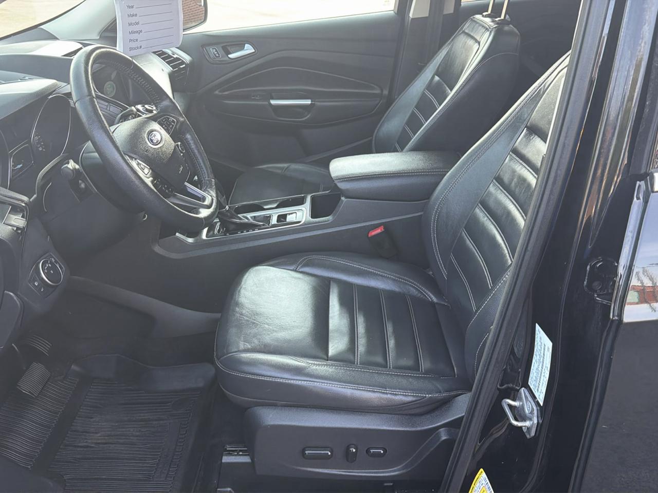 Ford Escape Titanium 4WD 2018