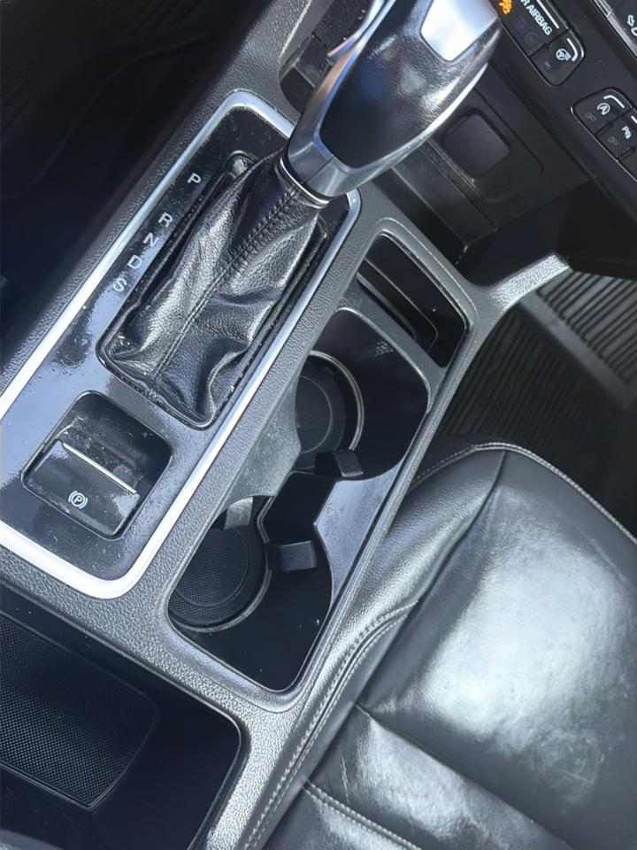 Ford Escape Titanium 4WD 2018