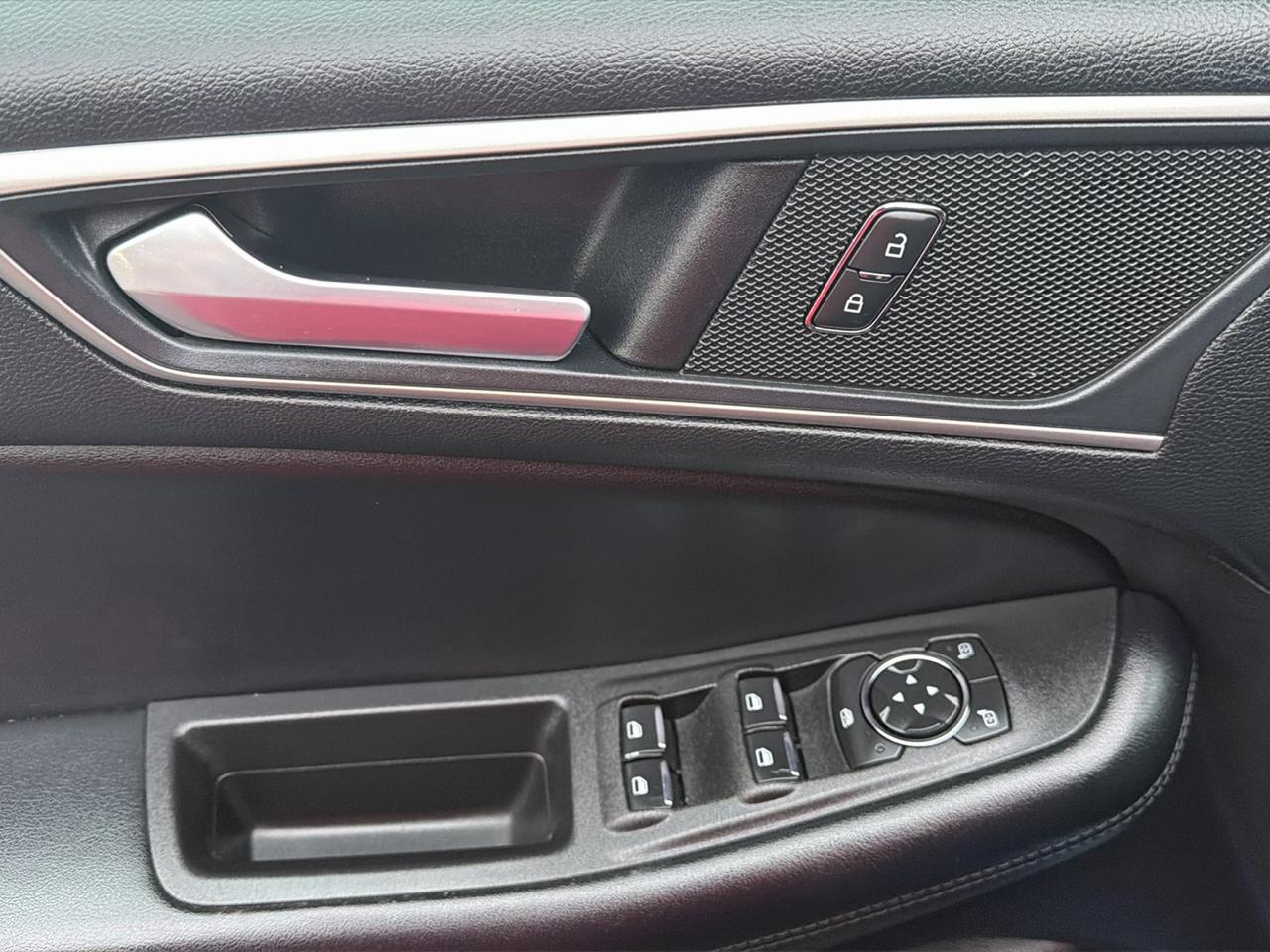Ford Edge SEL AWD 2022