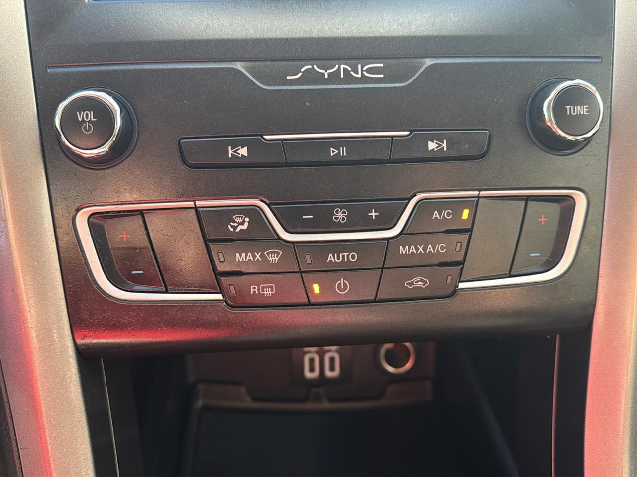 Ford Fusion SE 2020