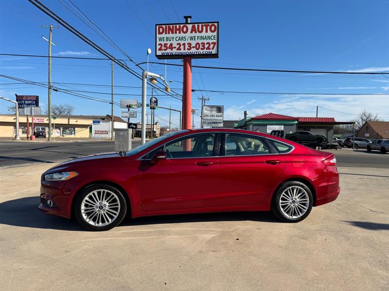 Ford Fusion SE 2015