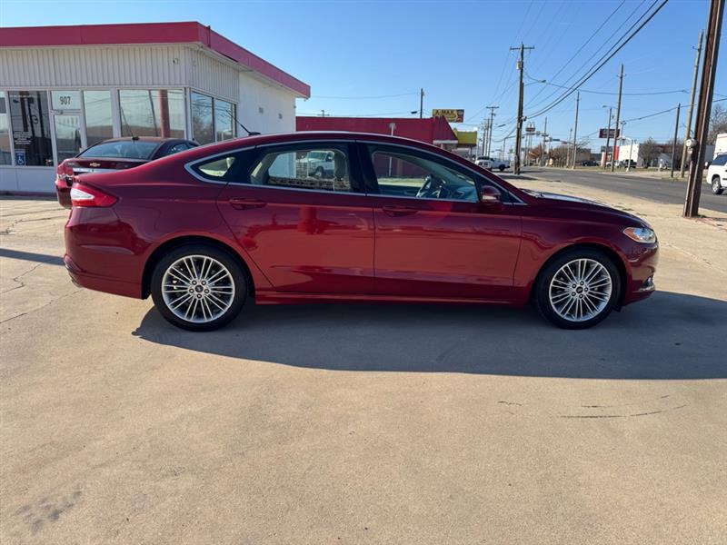 Ford Fusion SE 2015