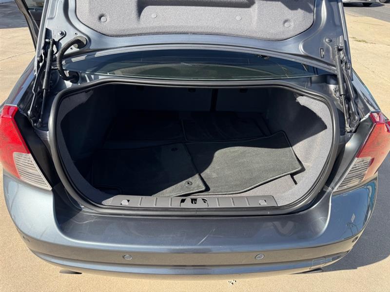 Volvo S40 T5 R-Design 2011