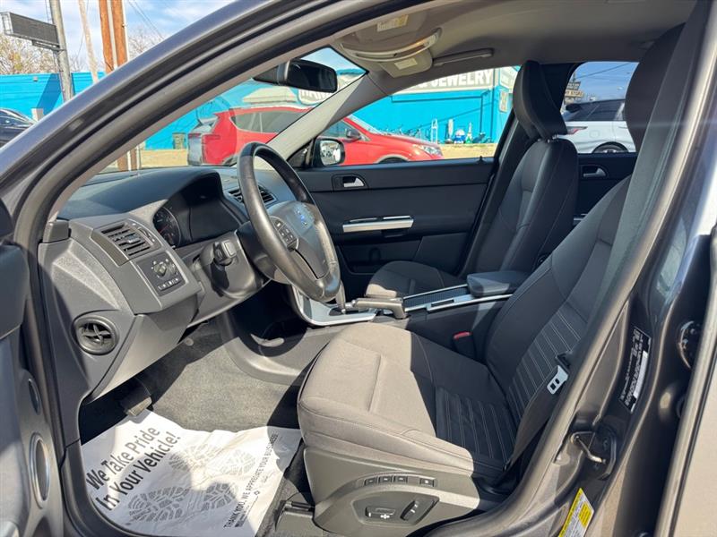 Volvo S40 T5 R-Design 2011