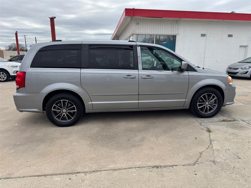 Dodge Grand Caravan SXT 2017
