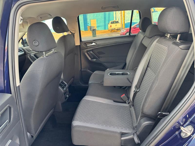 Volkswagen Tiguan S 2021