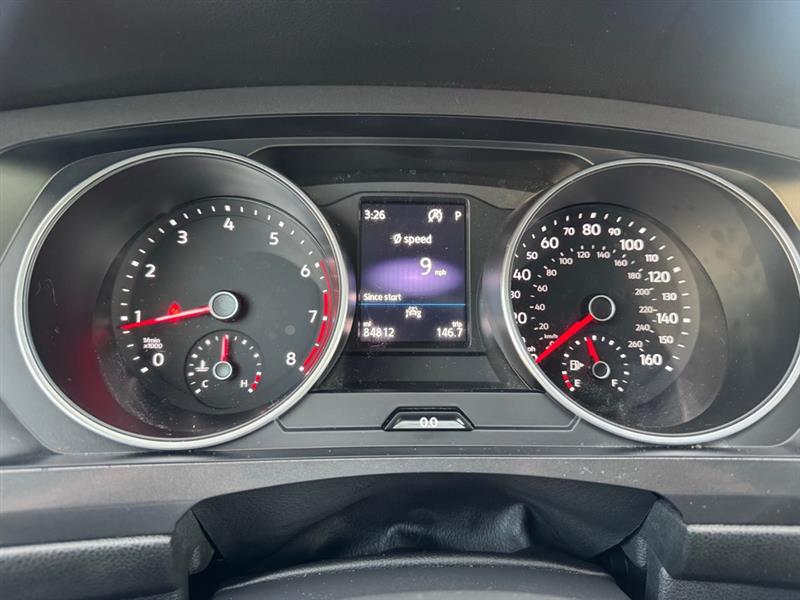 Volkswagen Tiguan S 2021