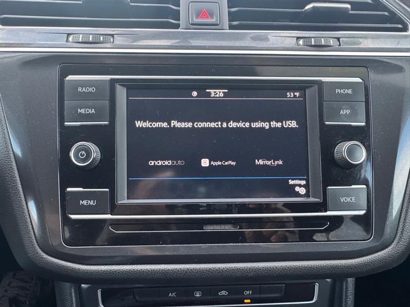 Volkswagen Tiguan S 2021