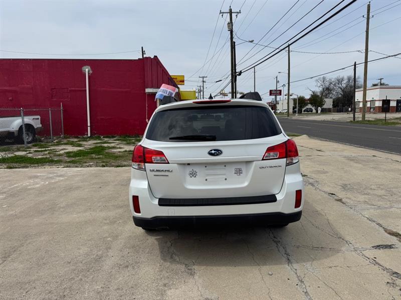 Subaru Outback 2.5i Limited 2011