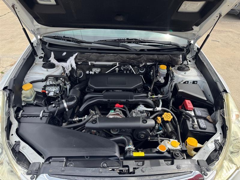 Subaru Outback 2.5i Limited 2011