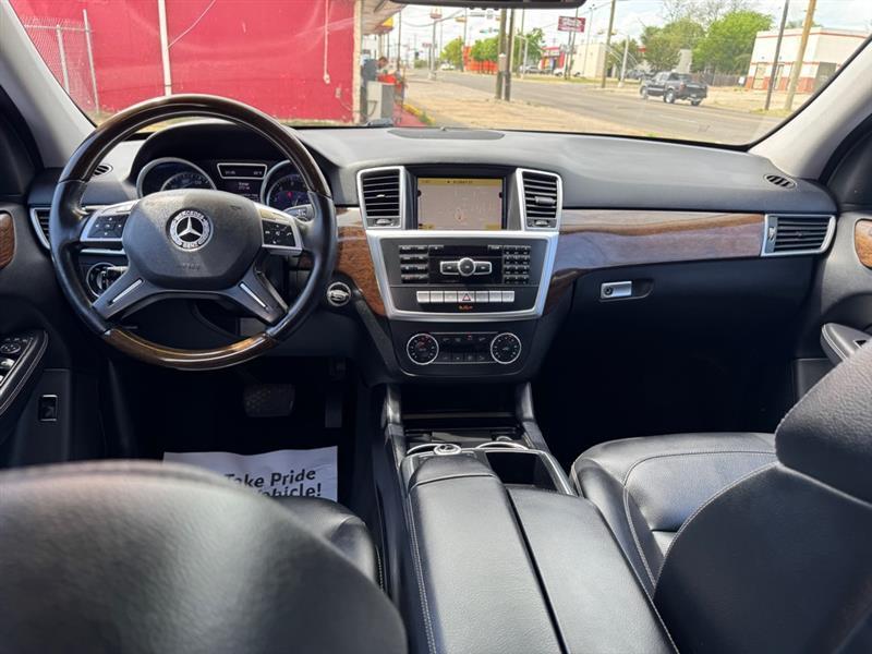 Mercedes-Benz M-Class ML350 4MATIC 2012